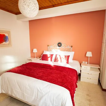 Kouros Apartment